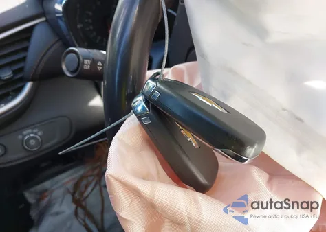 2022 Chevrolet Trax Awd Lt from USA, damaged, VIN KL7CJPSM1NB520493